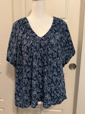 LOFT Blue and White Floral Top